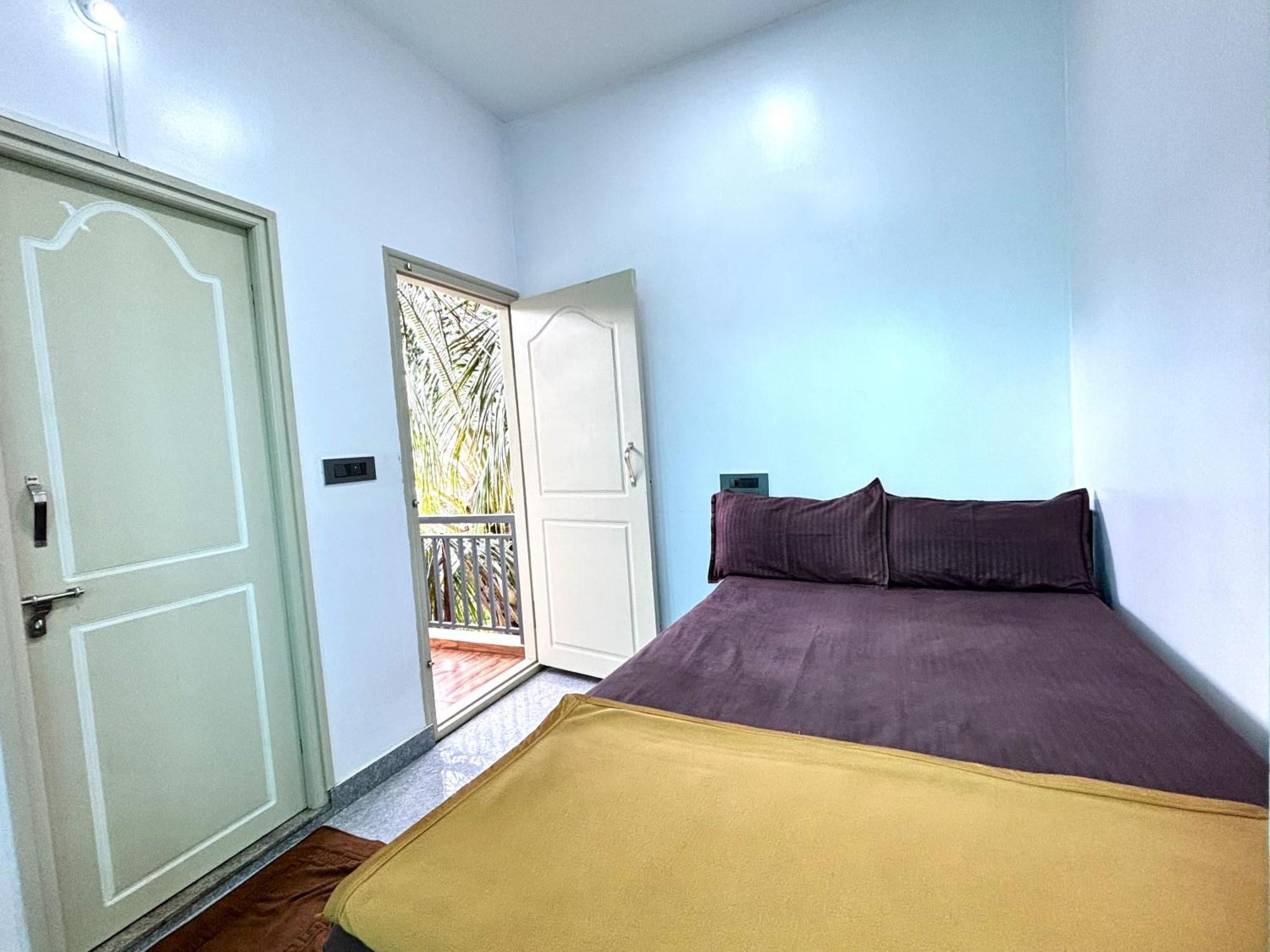 Sri Siri Lodge And Hotel Chikmagalūr Extérieur photo